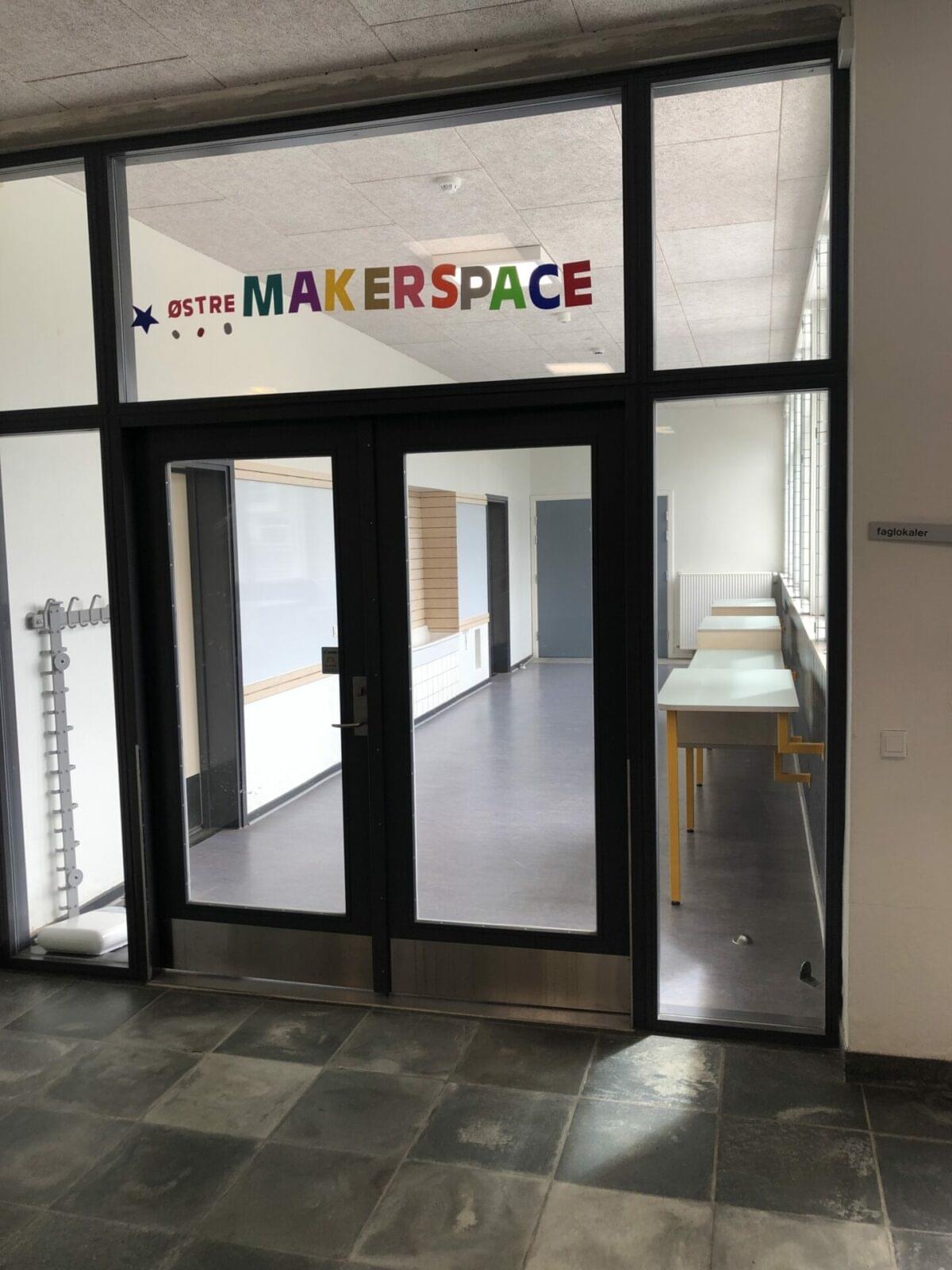 Ikast østre skole makerspace indgang til skolen